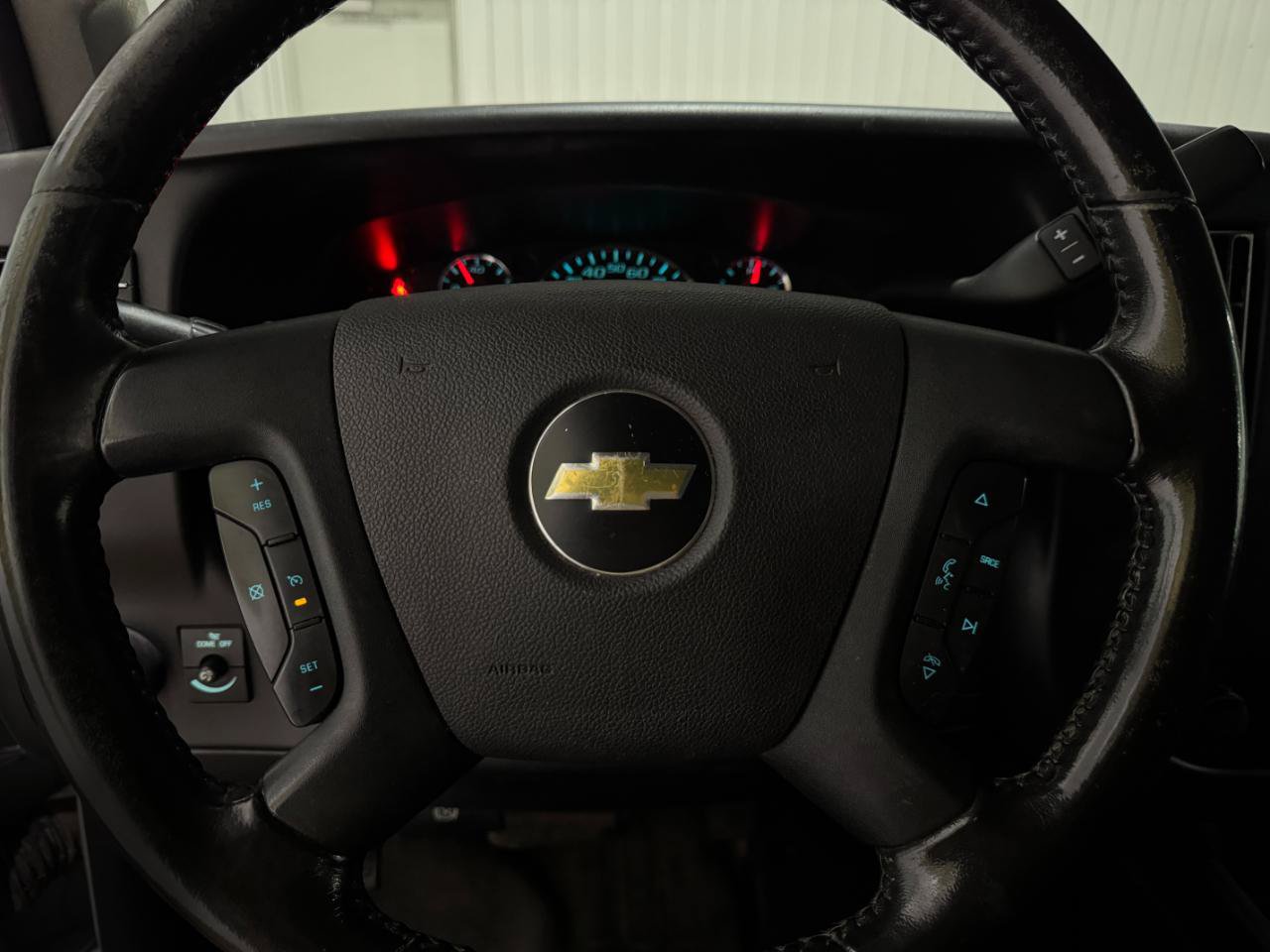 Used 2020 Chevrolet Express 2500 w/ Safety Package RWD image 5