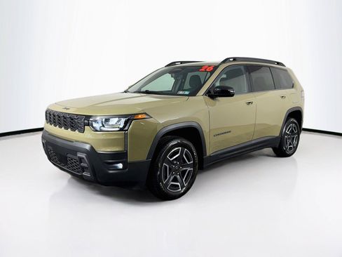 Used 2026 Jeep Cherokee Laredo AWD/4WD image 7