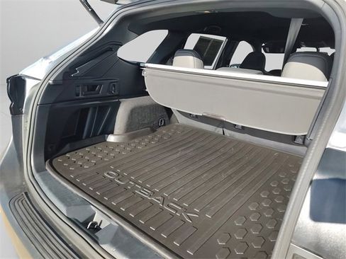 Used 2022 Subaru Outback Wilderness image 13