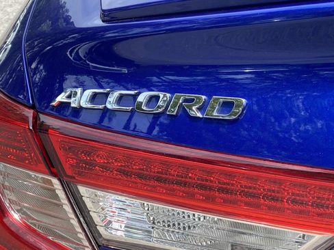 Used 2020 Honda Accord Sport image 5