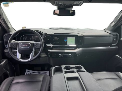 Used 2026 GMC Sierra 1500 SLT AWD/4WD image 12