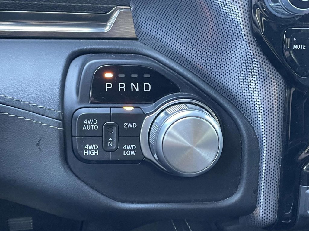 Used 2019 RAM 1500 Limited w/ Body Color Bumper Group AWD/4WD image 31