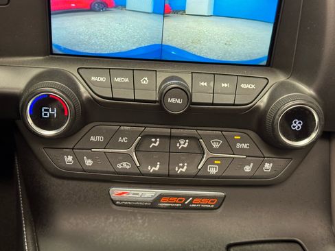 Used 2016 Chevrolet Corvette Z06 w/ 3LZ Preferred Equipment Group image 15