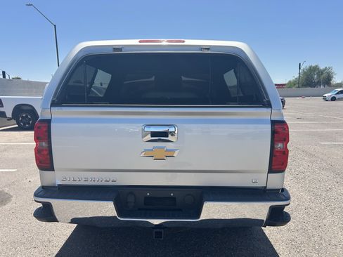 Used 2018 Chevrolet Silverado 1500 LT w/ All Star Edition RWD image 4