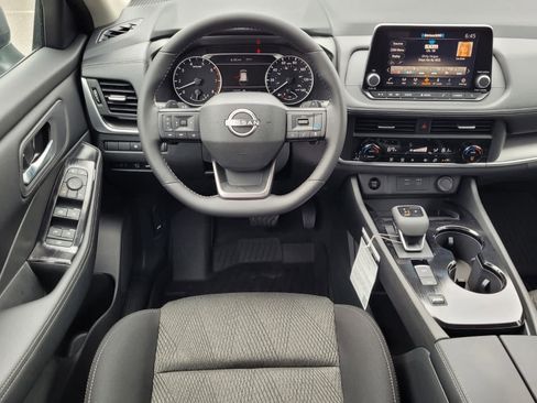 New 2026 Nissan Rogue SV image 5