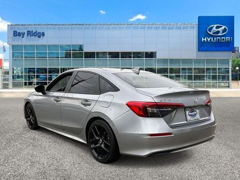 Used 2023 Honda Civic Sport image 7