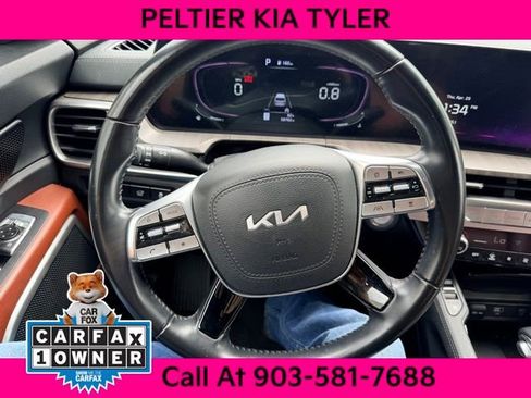 Certified 2023 Kia Telluride EX w/ EX Captain's Chair Package FWD image 22