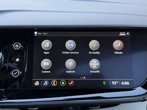 Used 2023 Buick Envision Avenir AWD/4WD image 32