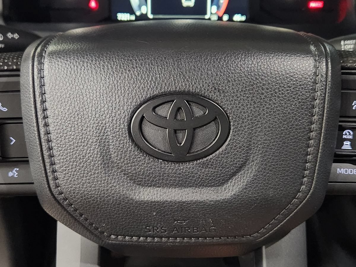 Used 2025 Toyota Tacoma SR5 RWD image 49