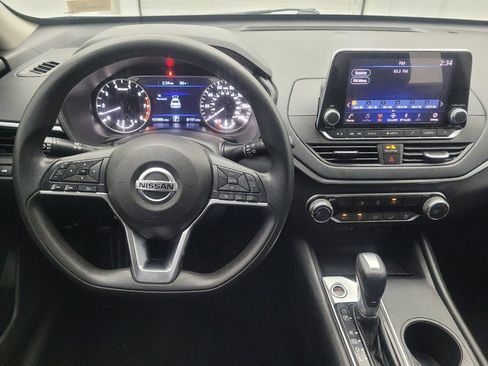 Used 2020 Nissan Altima 2.5 S FWD image 22