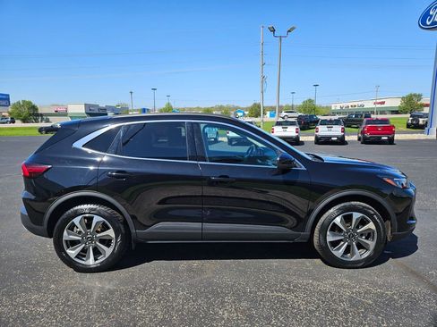 Used 2025 Ford Escape Platinum AWD/4WD image 5