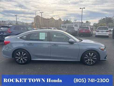 Used 2024 Honda Civic EX image 4