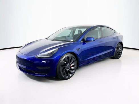 Used 2021 Tesla Model 3 Performance image 3