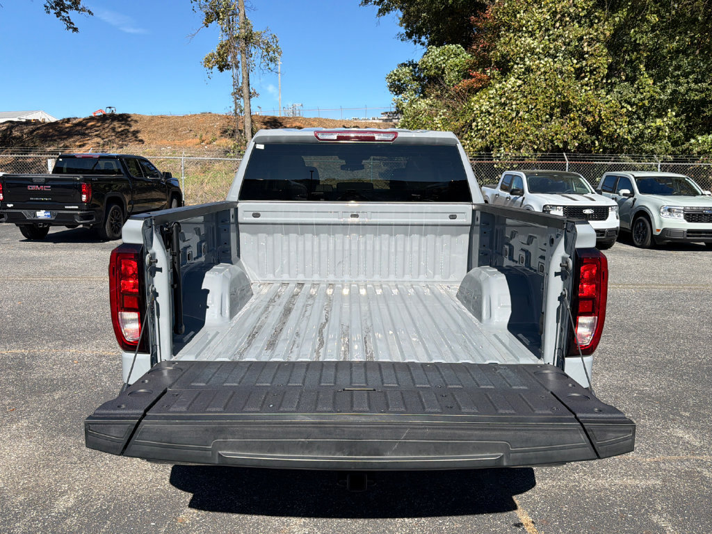 Used 2024 GMC Sierra 1500 Elevation AWD/4WD image 18