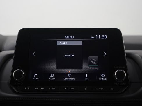 Used 2025 Nissan Rogue SV AWD/4WD image 16