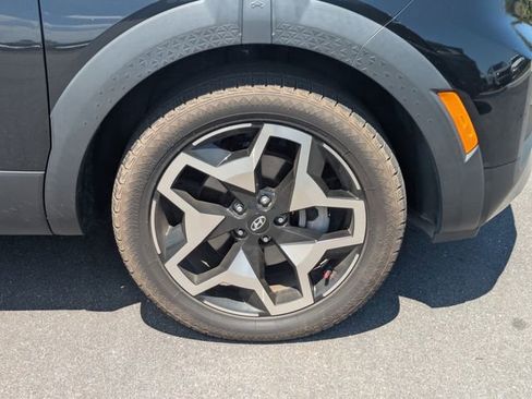 Used 2023 Hyundai Santa Cruz Limited image 11