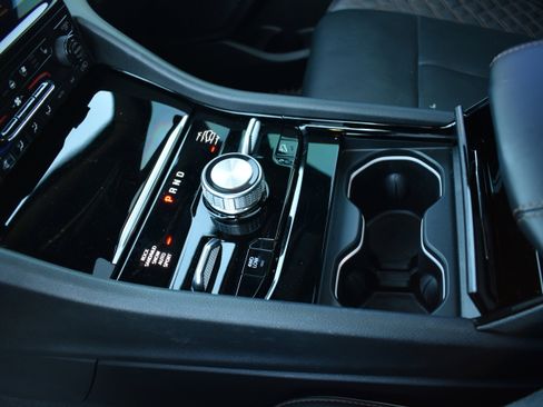 Used 2025 Jeep Grand Cherokee Summit image 22