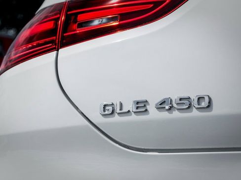 Used 2026 Mercedes-Benz GLE 450 4MATIC Coupe image 9