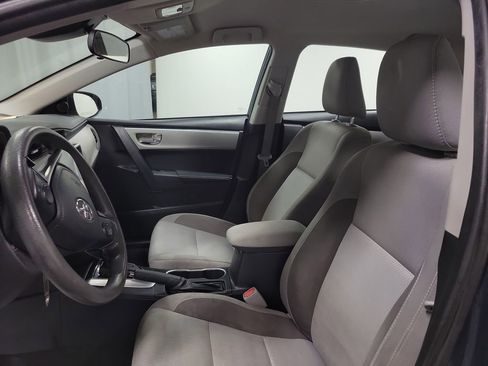 Used 2017 Toyota Corolla LE FWD image 13