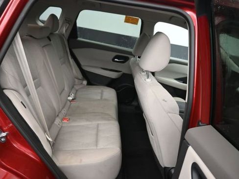 Used 2025 Nissan Rogue SV AWD/4WD image 8
