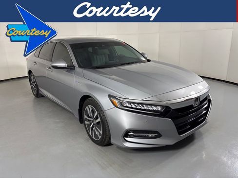 Used 2019 Honda Accord Touring image 1