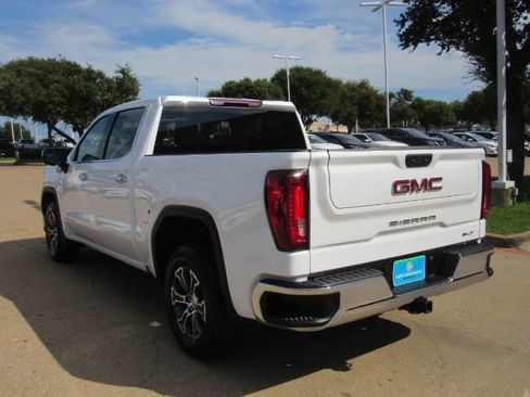 Used 2025 GMC Sierra 1500 SLT image 9