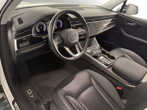 Used 2020 Audi Q7 3.0T Premium Plus w/ Premium Plus Package AWD/4WD image 4