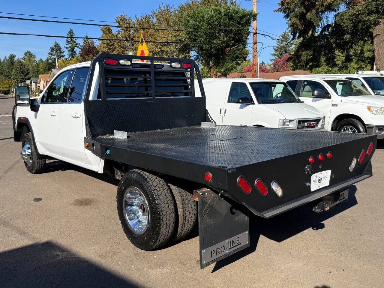 Used 2021 GMC Sierra 3500 SLE w/ SLE Convenience Package AWD/4WD image 10