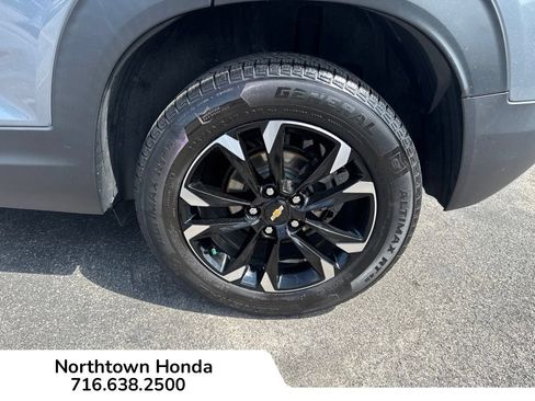 Used 2022 Chevrolet TrailBlazer LT AWD/4WD image 13