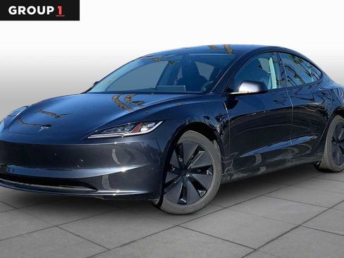Used 2024 Tesla Model 3 Standard Range RWD image 1