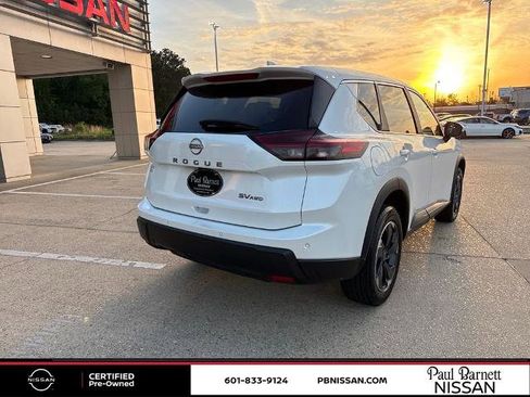 Certified 2024 Nissan Rogue SV image 11