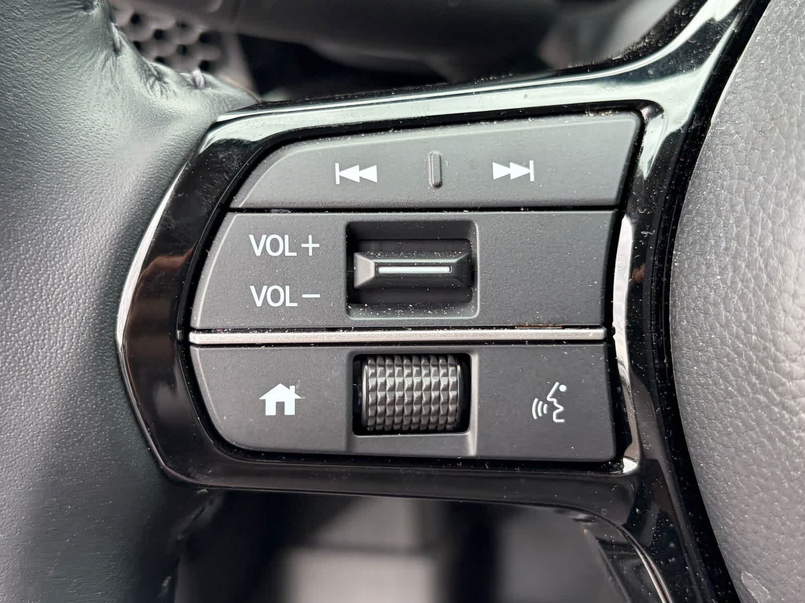 Used 2025 Honda CR-V EX-L image 14