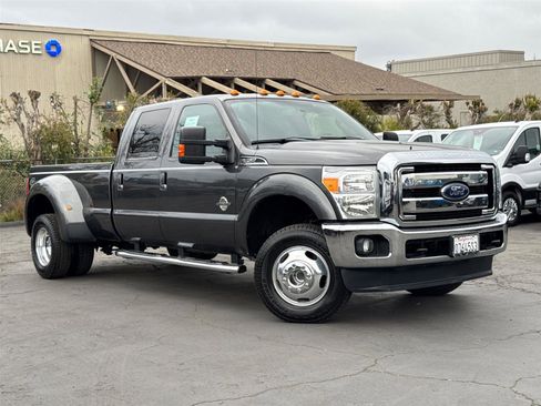 Used 2016 Ford F350 Lariat w/ Lariat Ultimate Package image 2