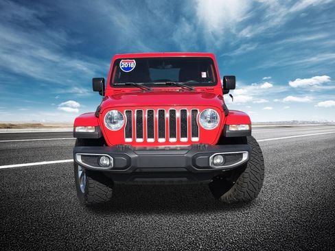 Used 2018 Jeep Wrangler Unlimited Sahara image 14