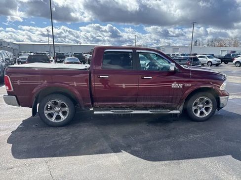 Used 2016 RAM 1500 Laramie image 2