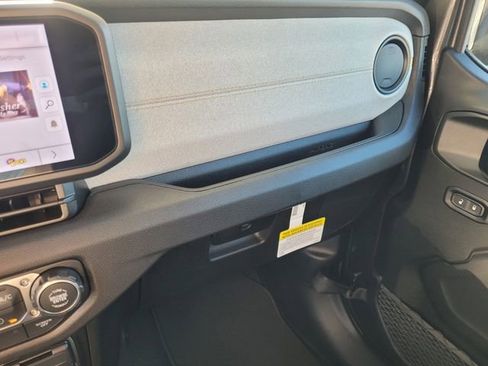 New 2026 Jeep Gladiator Sport AWD/4WD image 26