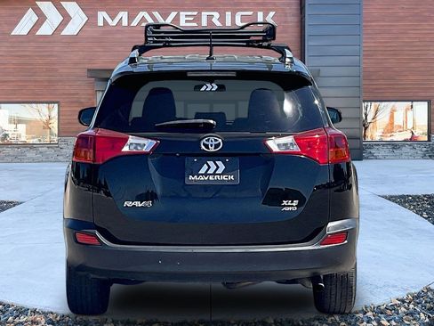 Used 2015 Toyota RAV4 XLE AWD/4WD image 6