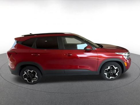 Used 2025 Kia Seltos S FWD image 13