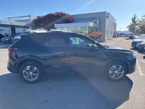 Used 2025 Chevrolet Blazer LT w/ Convenience Package AWD/4WD image 10