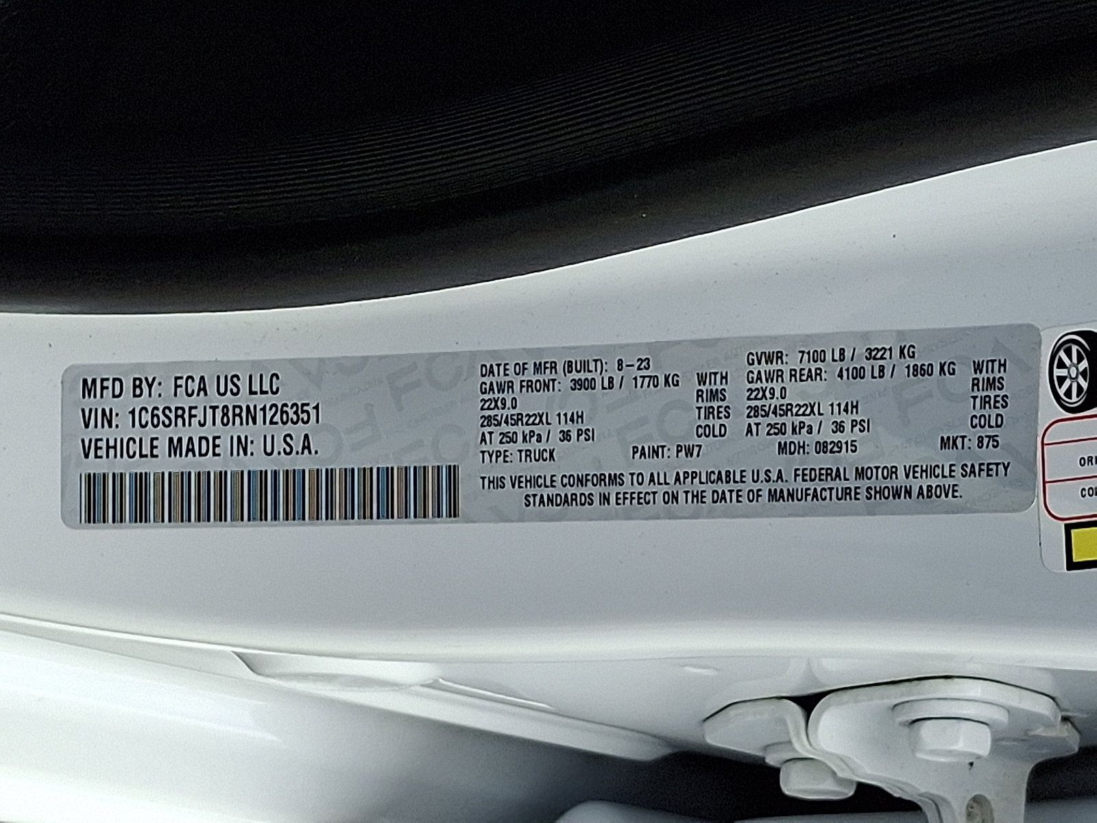 Used 2024 RAM 1500 Laramie AWD/4WD image 30