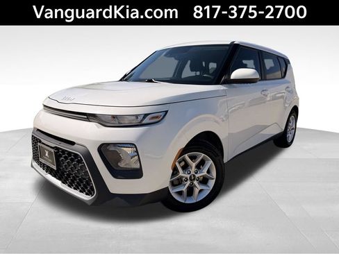 Used 2022 Kia Soul LX w/ Technology Package image 1