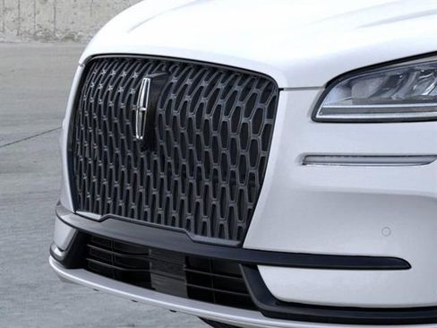 New 2026 Lincoln Corsair Premiere image 17