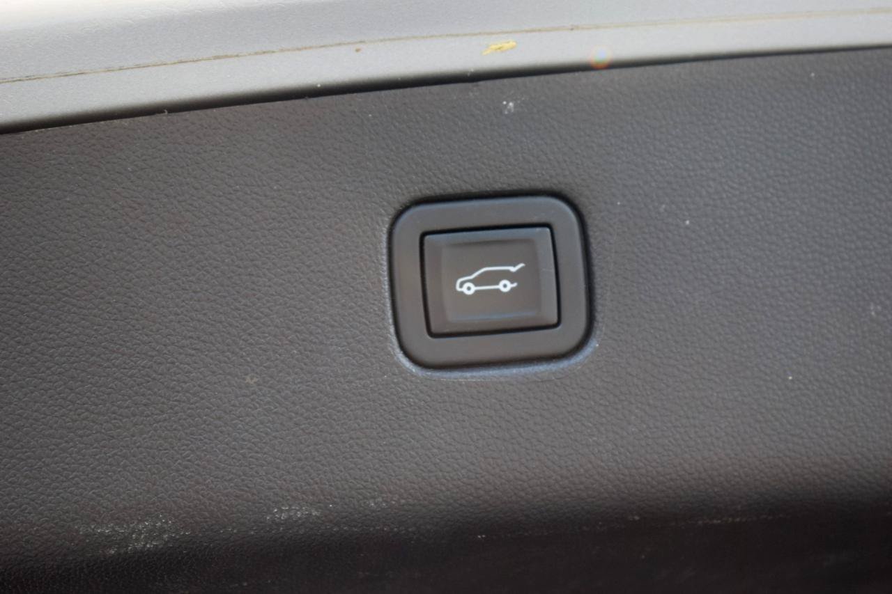 Used 2021 Chevrolet Blazer LT FWD image 37