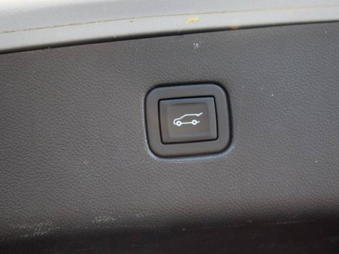 Used 2021 Chevrolet Blazer LT FWD image 37