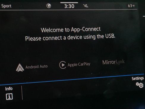 Certified 2021 Volkswagen Tiguan SE image 30