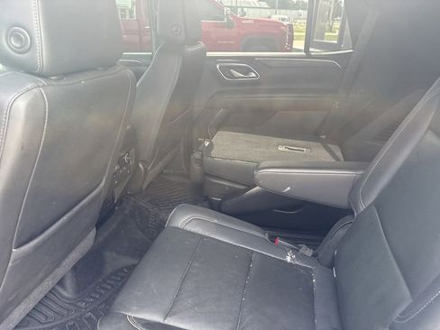 Used 2021 Chevrolet Tahoe LT w/ LT Signature Package RWD image 9
