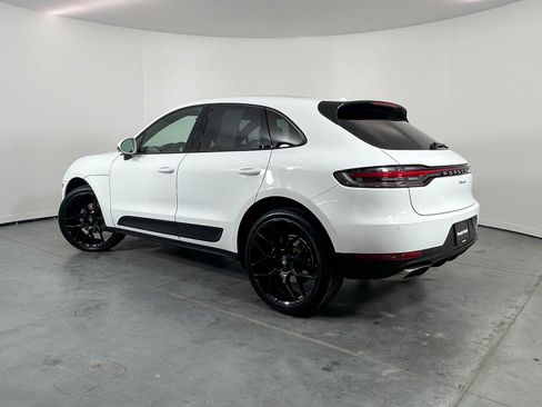 Used 2021 Porsche Macan AWD/4WD image 3