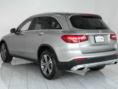 Used 2019 Mercedes-Benz GLC 300 4MATIC DRIVER ASSIST PKG PARKI image 8