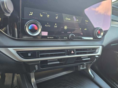 New 2026 Lexus RX 450h AWD image 30