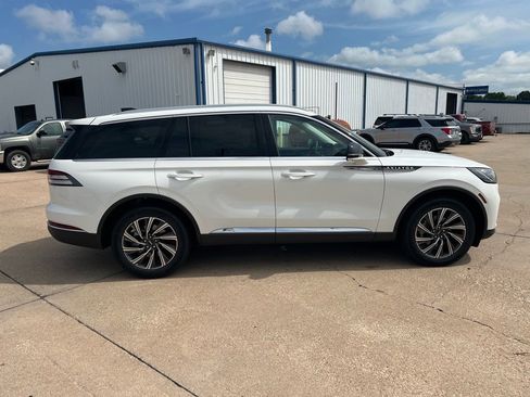 New 2025 Lincoln Aviator Premiere w/ Equipment Group 101A image 7